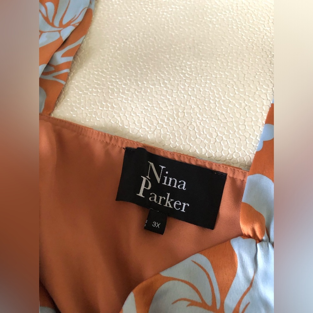 NWT Nina Parker Stylish Women's 2 Piece Set - Picture 4 of 4
